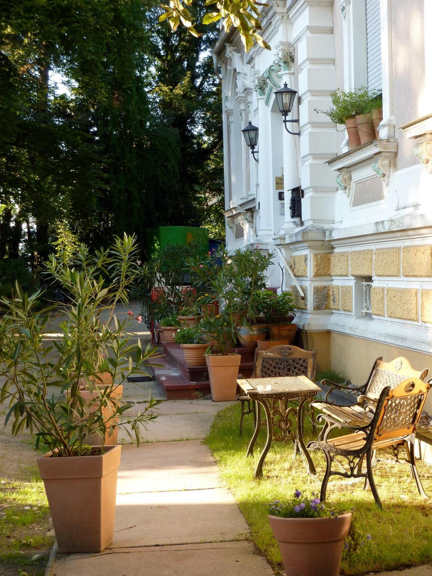 Hotel Waldfriede Darmstadt Exterior photo